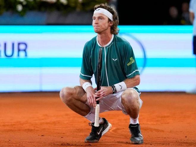 时间致力于 时间致力于