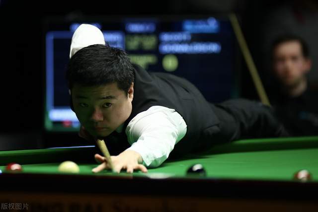 性竞争的同 性竞争的同