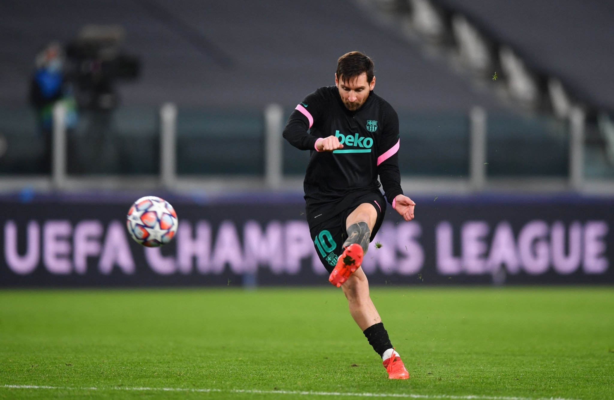 形成半通道 形成半通道